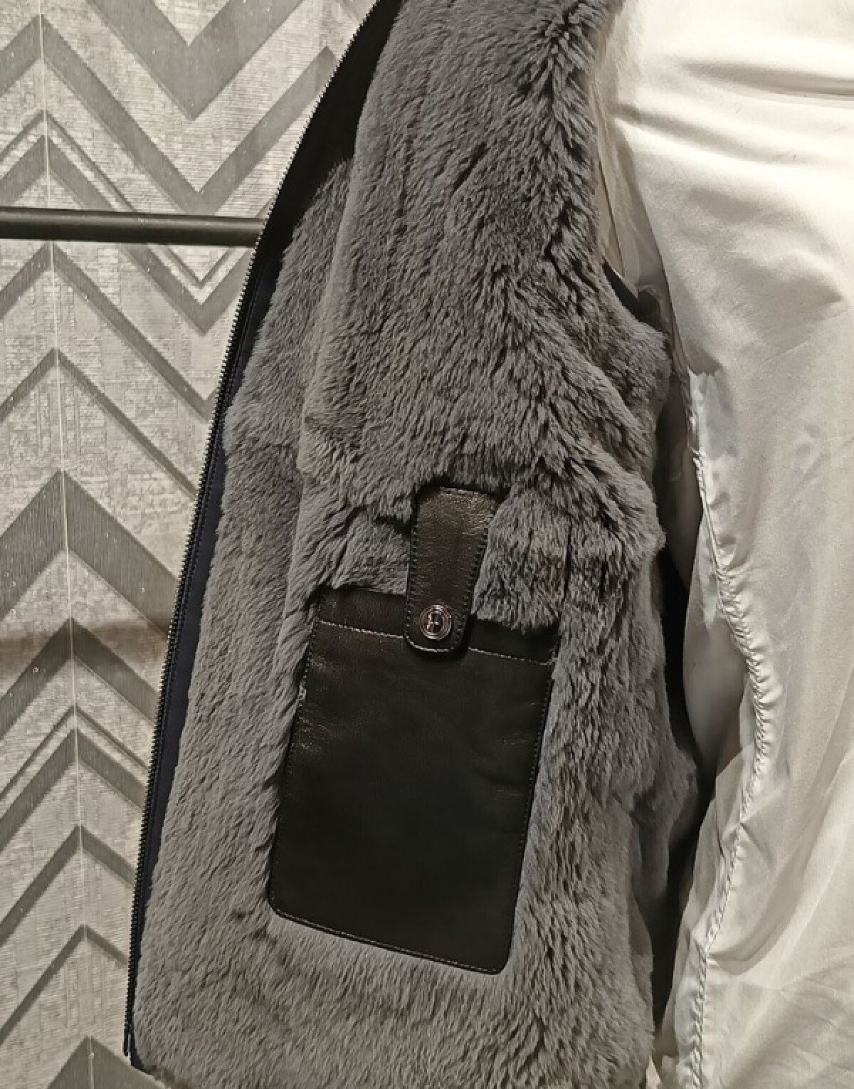Rex Interior Vest